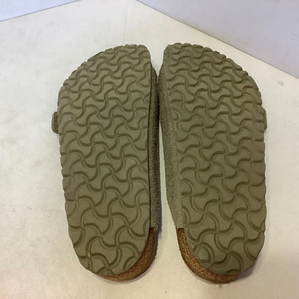 Birkenstock  Arizona Taupe Sandals Size 41 Regular Width - Picture 8 of 8